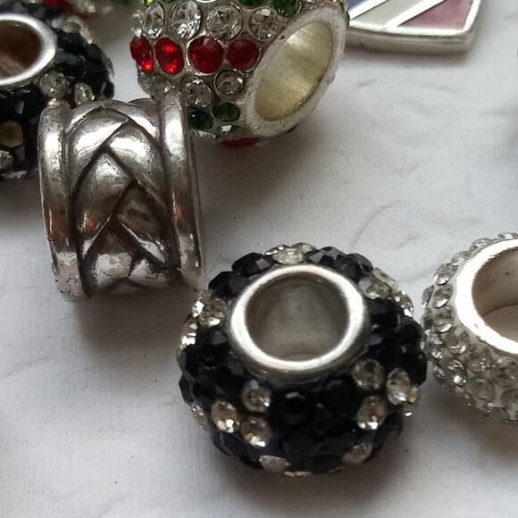 Brighton huge lot of over 40  charms beads and slider - Picture 11 of 16